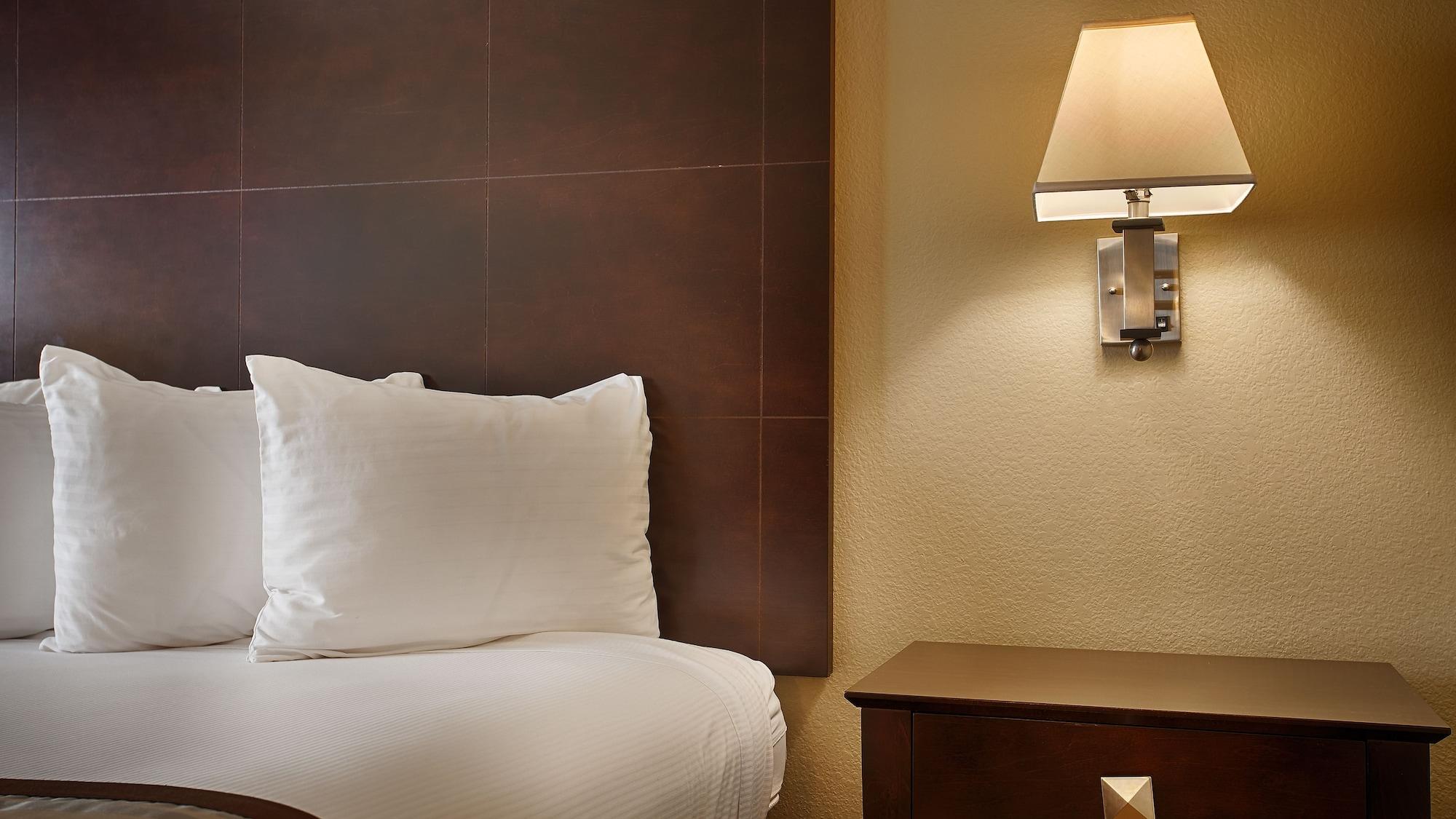 Best Western Brentwood Inn Extérieur photo