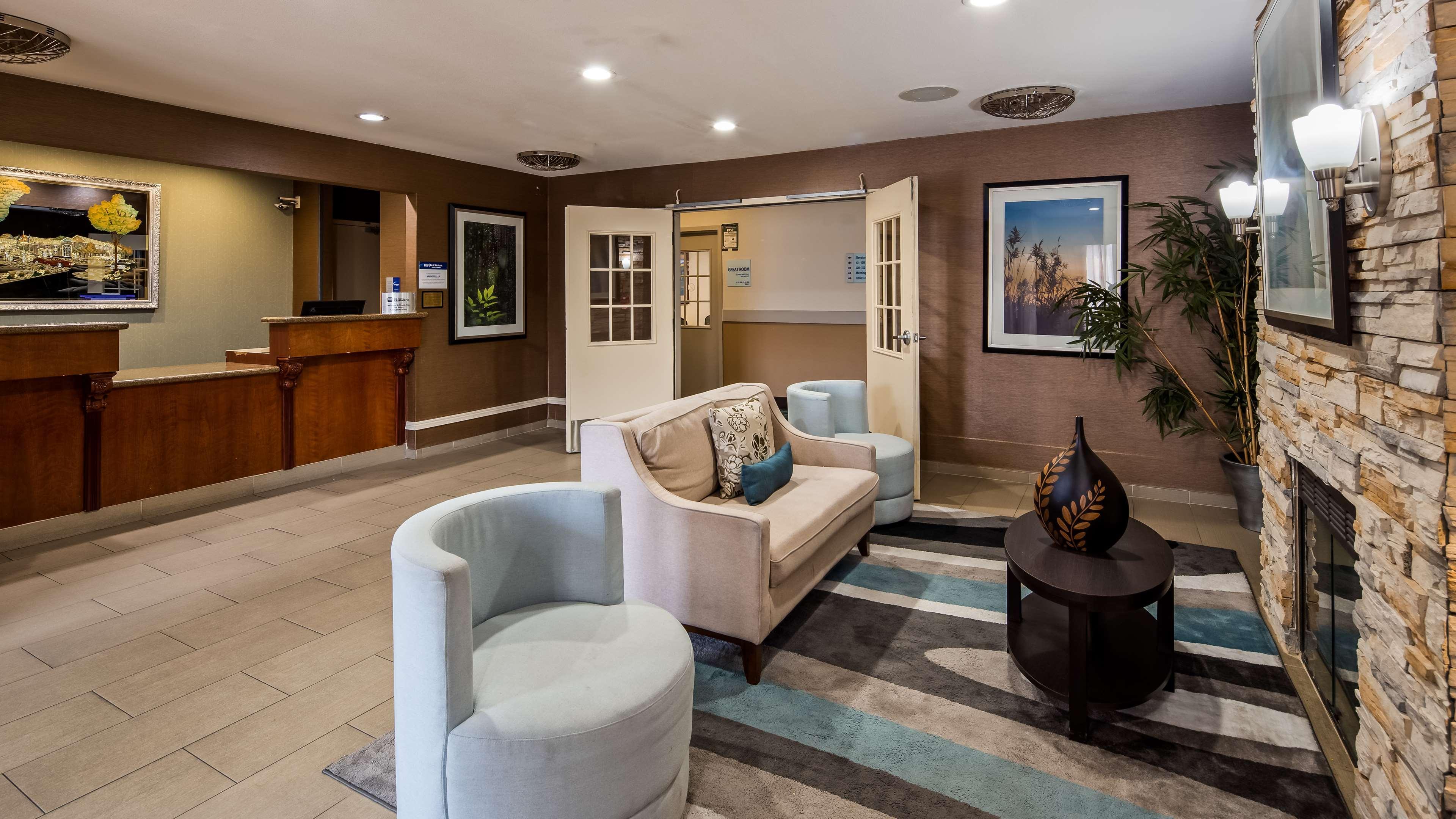 Best Western Brentwood Inn Extérieur photo