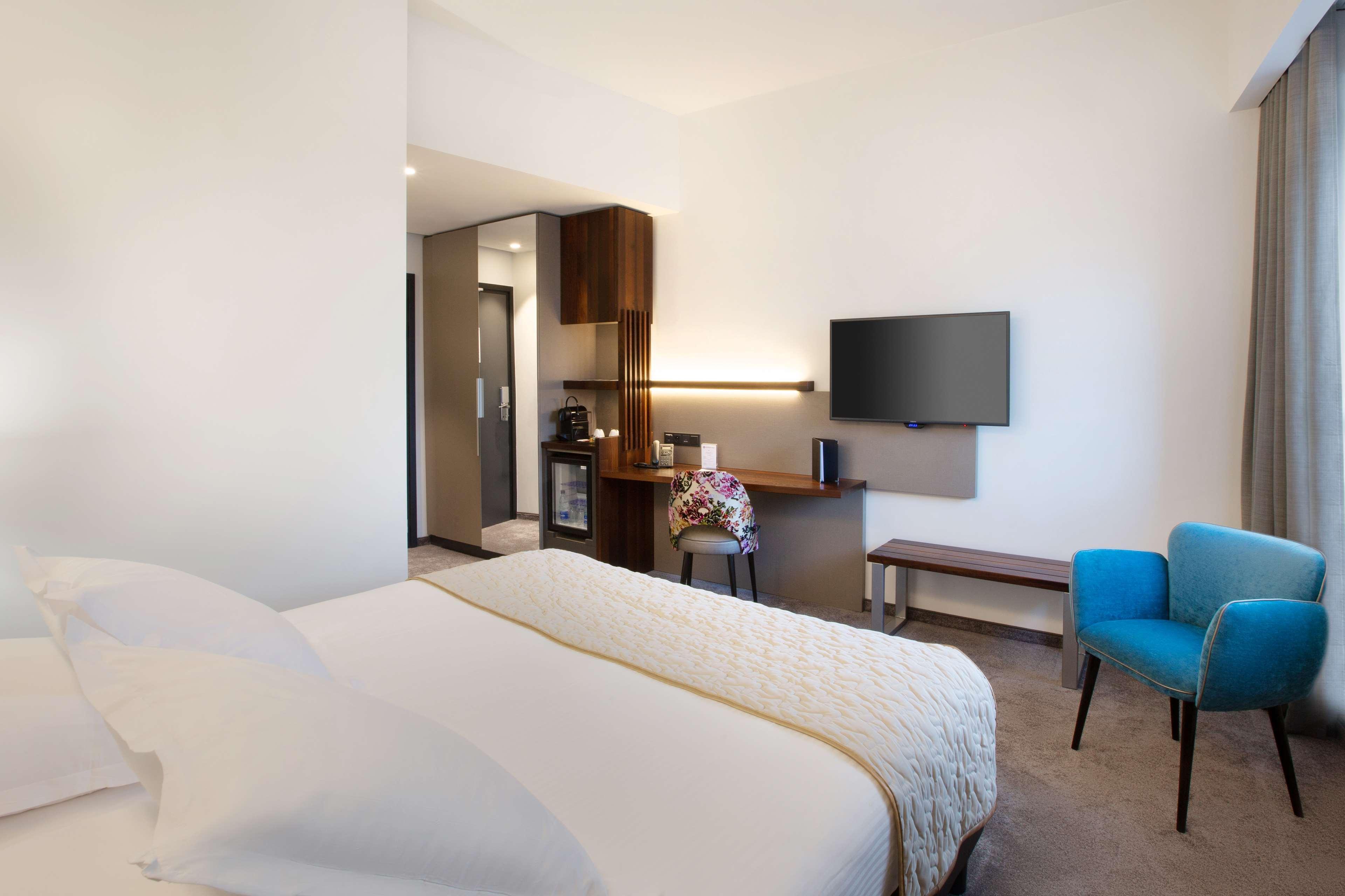Best Western Brentwood Inn Extérieur photo
